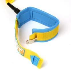 LEASH DE SUP HOWZIT COIL JAUNE/BLEU 9' -Minn Kota Soldes Magasin leash de sup howzit coil jaune bleu 9 1 3