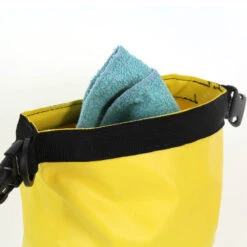 SAC ETANCHE HOWZIT 10L JAUNE -Minn Kota Soldes Magasin sac etanche ryde 10l jaune 2